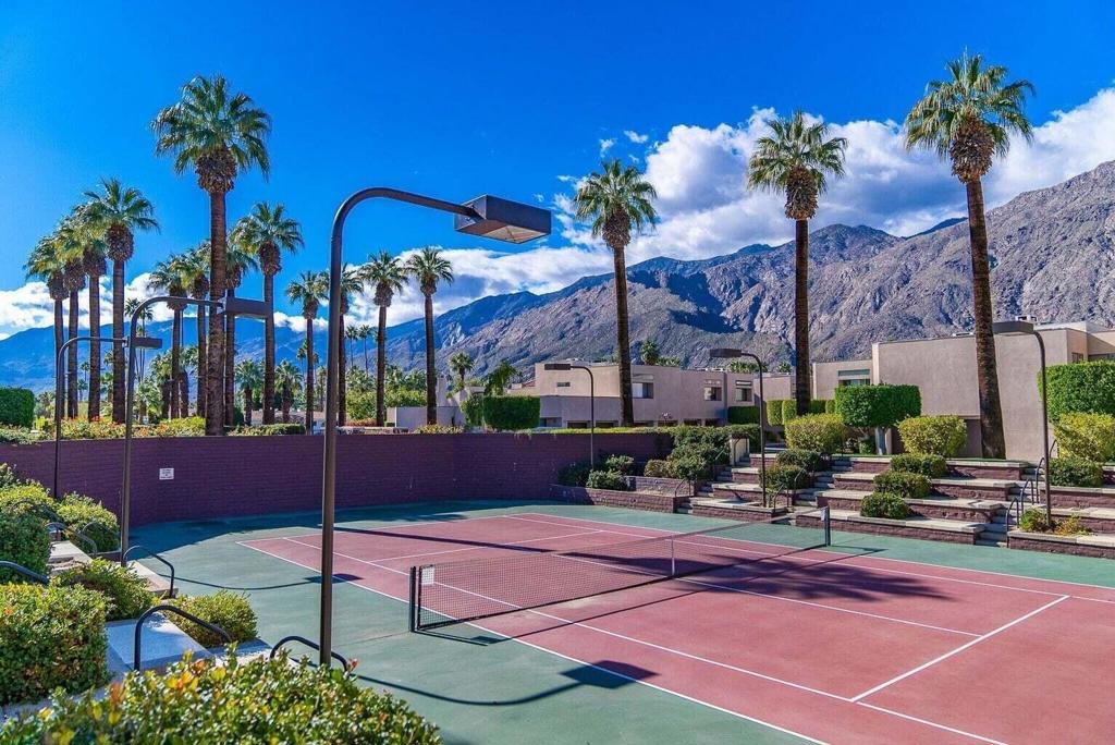 Village Racquet Club - Residential