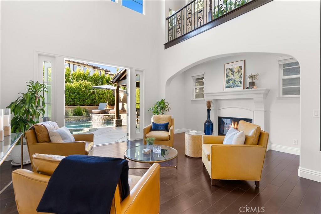 27281 Calle De La Rosa