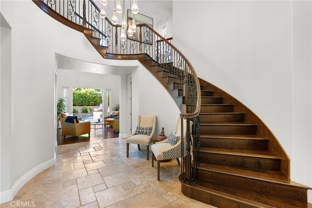 27281 Calle De La Rosa