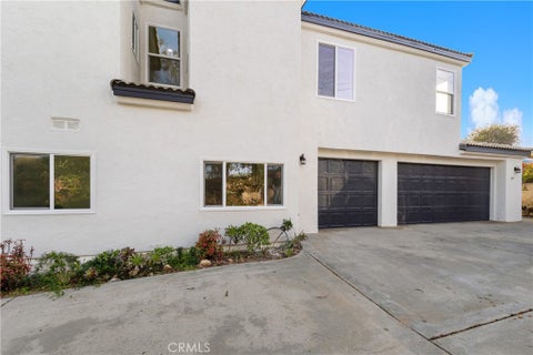 Photo of 1522 Maxwell Lane, Vista, CA 92084 (MLS # SW25280370)