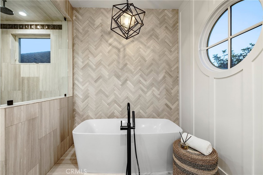 Balboa Peninsula Point (BLPP) - Residential