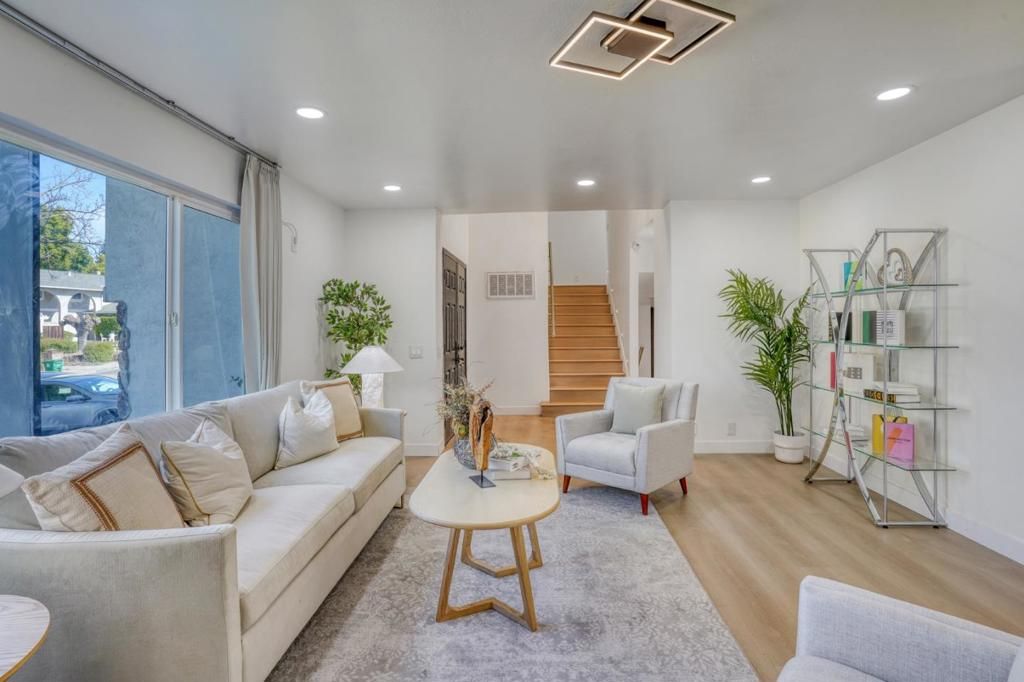 Photo of 3368 Camarones Pl, San Ramon, CA 94583 (MLS # ML82034811)