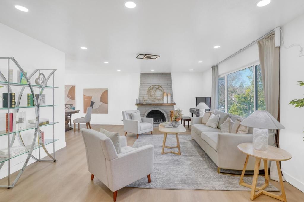 Photo of 3368 Camarones Pl, San Ramon, CA 94583 (MLS # ML82034811)