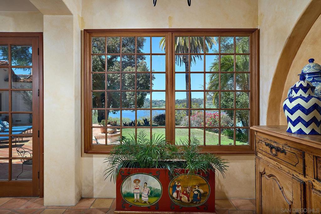 Rancho Santa Fe - Residential