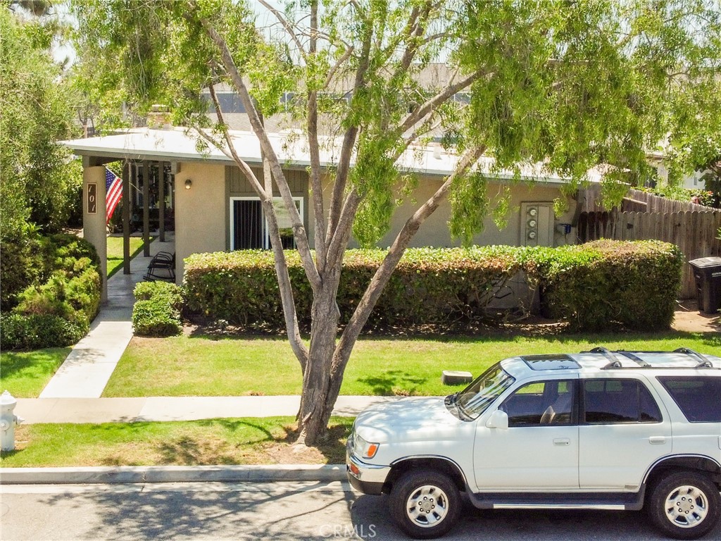 Las Casitas - Residential Income