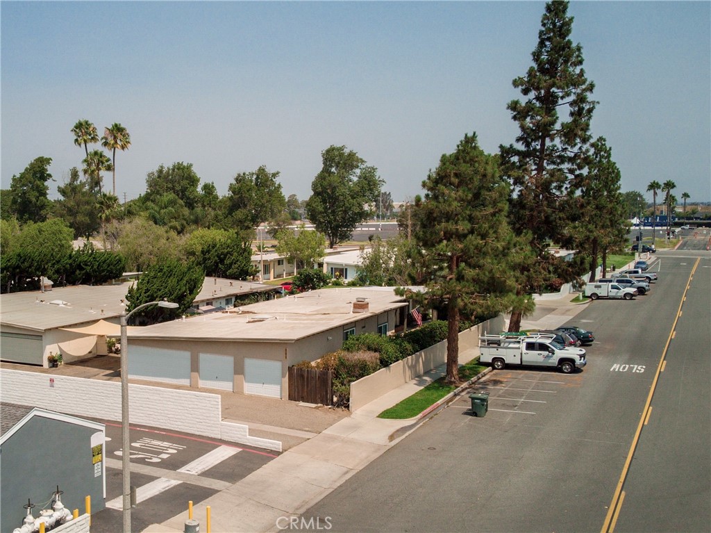 Las Casitas - Residential Income