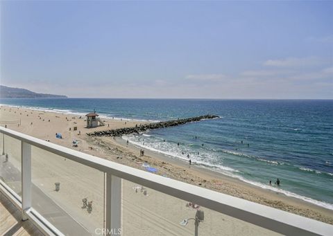 Photo of 615 Esplanade #407, Redondo Beach, CA 90277 (MLS # SB25279591)