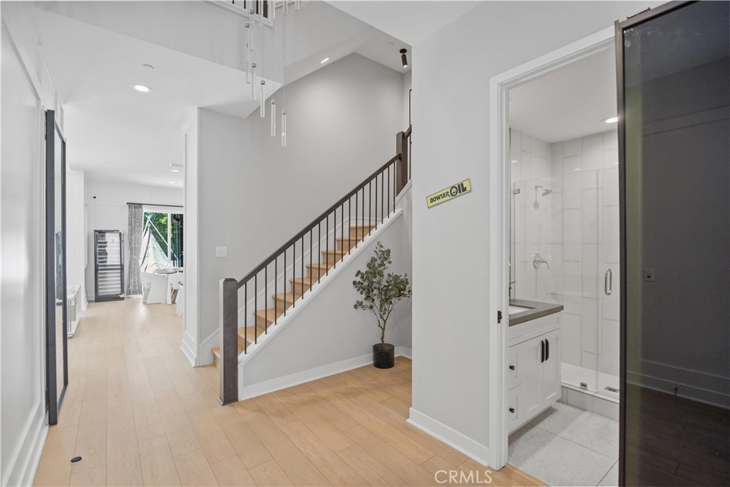 598 Alder Way