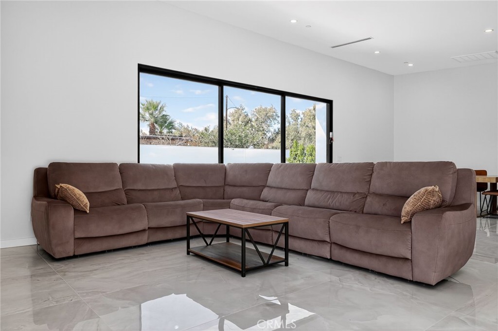 Gateway Highlands (33107) - Residential