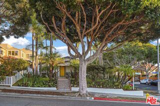1102 Maple Street