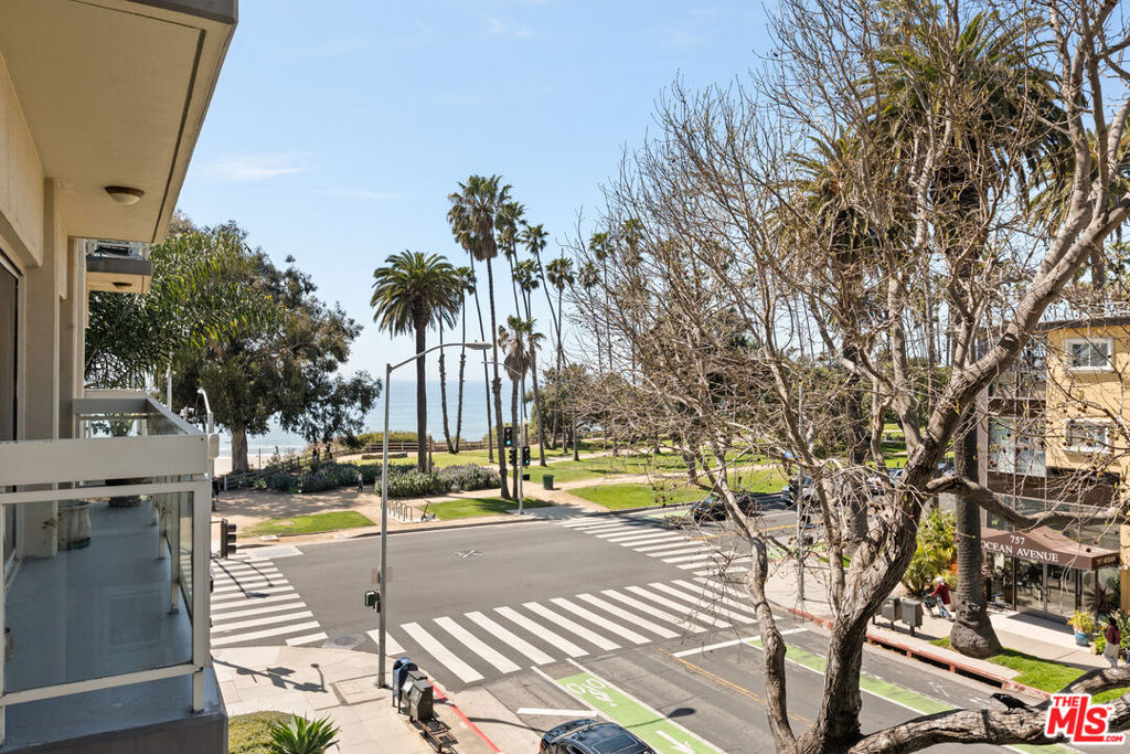 Properties 1 801 Ocean Avenue 305