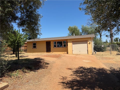 Photo of 5726 Newland RD, Paradise, CA 95969 (MLS # SN26130650)