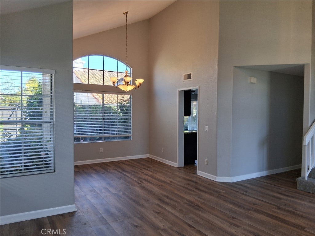 30602 Willow Village