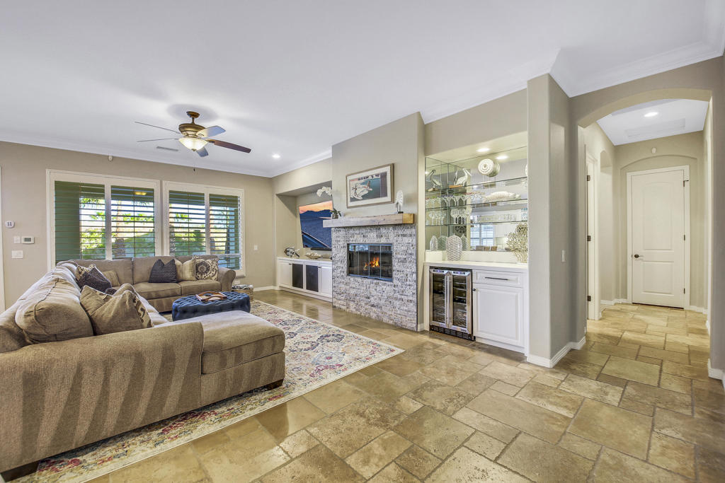 Montage at Santa Rosa - Residential