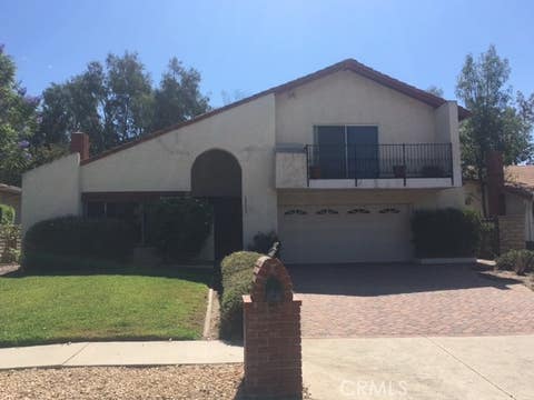 Photo of 10634 Deering Avenue, Chatsworth, CA 91311 (MLS # BB26155417)