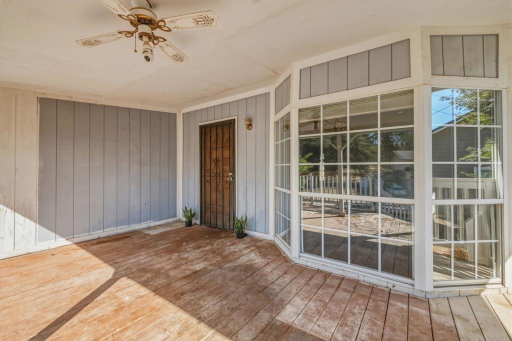 18223 Hammer Lane