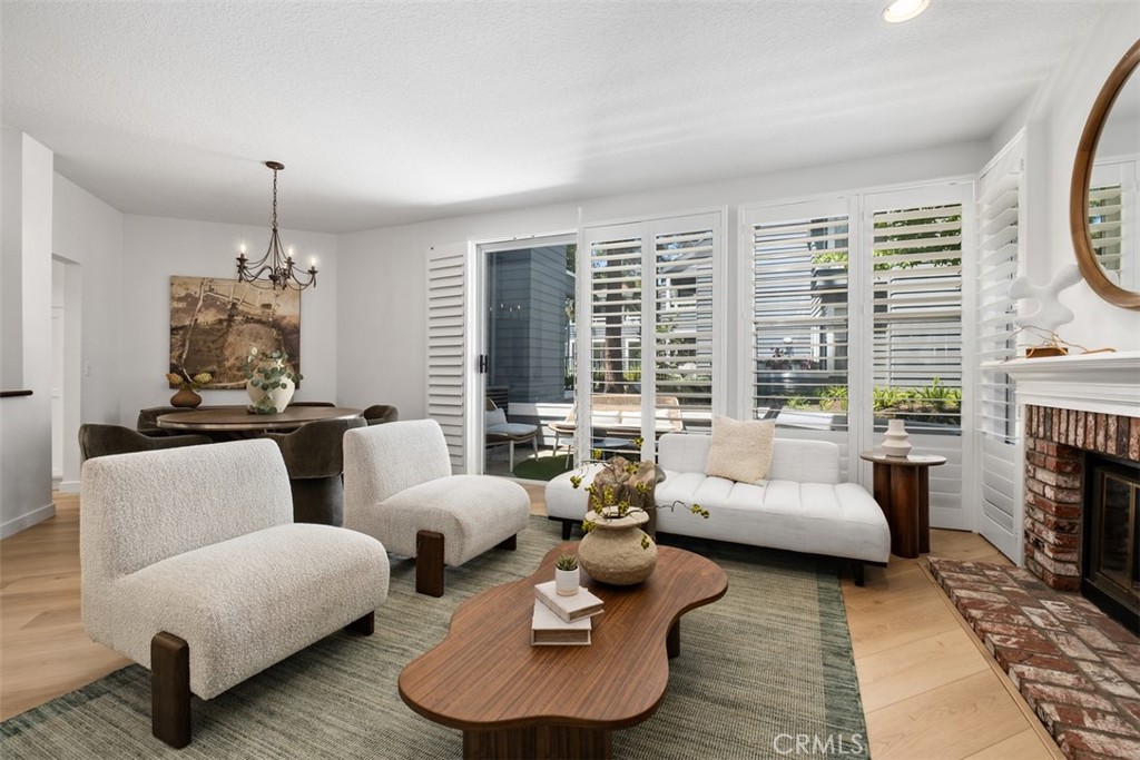 251 Chesterfield, Newport Beach CA 92660 - Photo 10