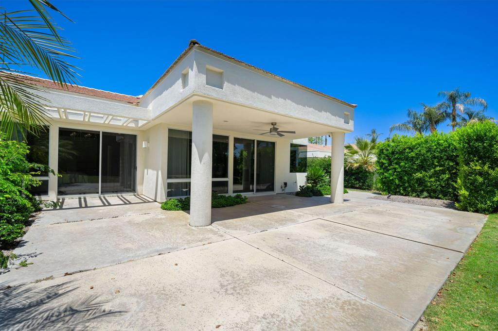 Desert Horizons C.C. - Residential Lease