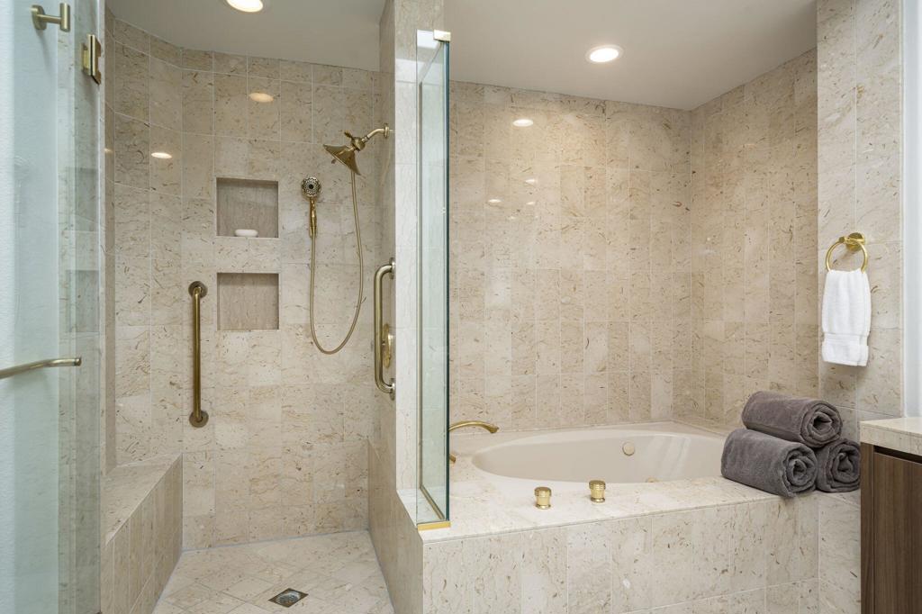 Desert Horizons C.C. - Residential Lease