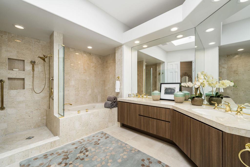 Desert Horizons C.C. - Residential Lease