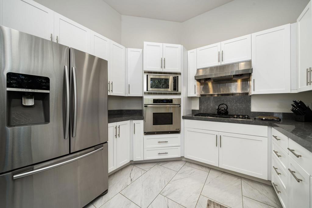 Desert Horizons C.C. - Residential Lease