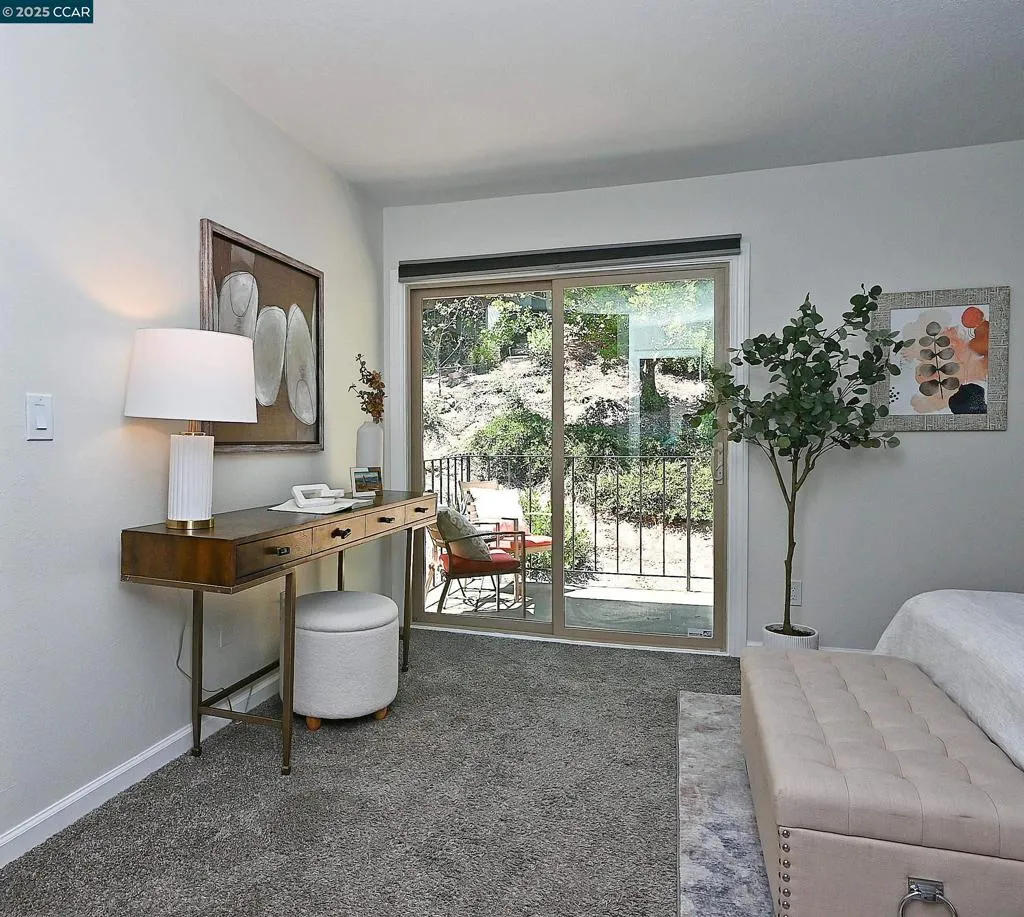 Martinez, California 94553, United States, 3 Bedrooms Bedrooms, ,3 BathroomsBathrooms,Residential,Active,193420