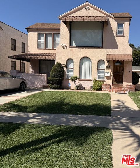 Photo of 1635 S Orange Drive, Los Angeles, CA 90019 (MLS # 26668817)