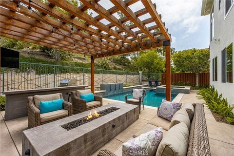 23 Calle Cabrillo Lake Forest CA 92610