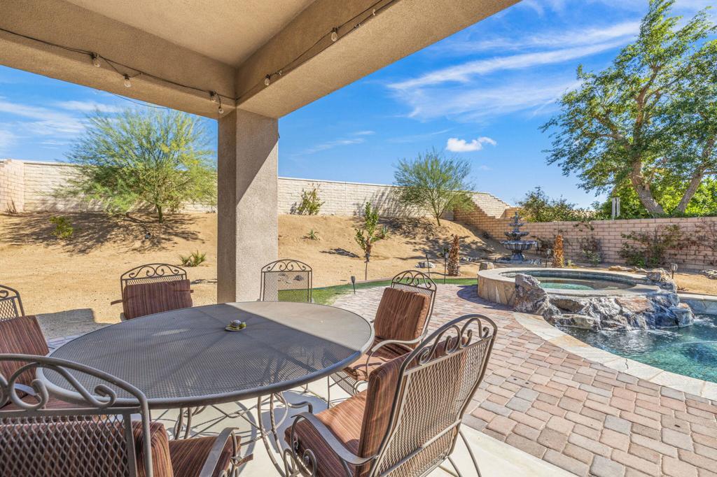 Amatista at Capri - Residential