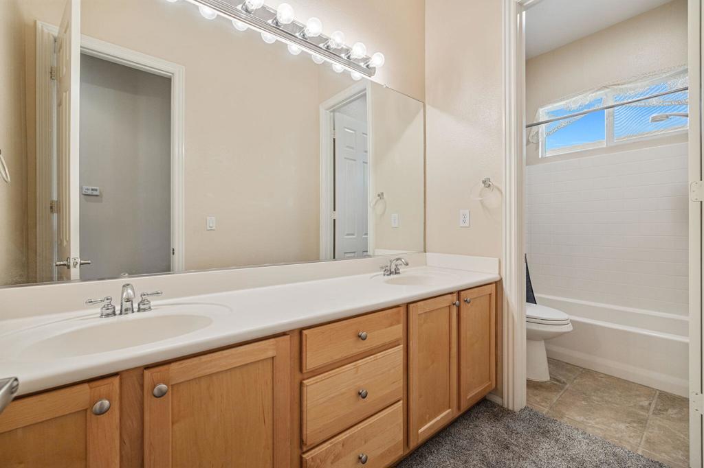 Amatista at Capri - Residential