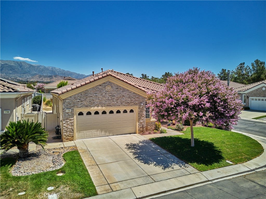1764 Muirfield