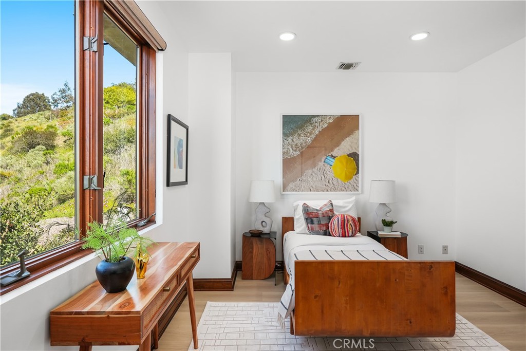 Temple Hills (TH) - Residential