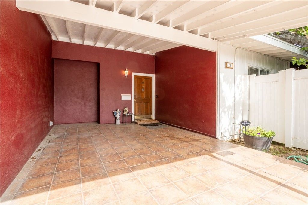 listing image 130728117646667696535