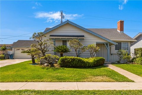 Photo of 1112 Felder ST, Gardena, CA 90248 (MLS # WS26127444)