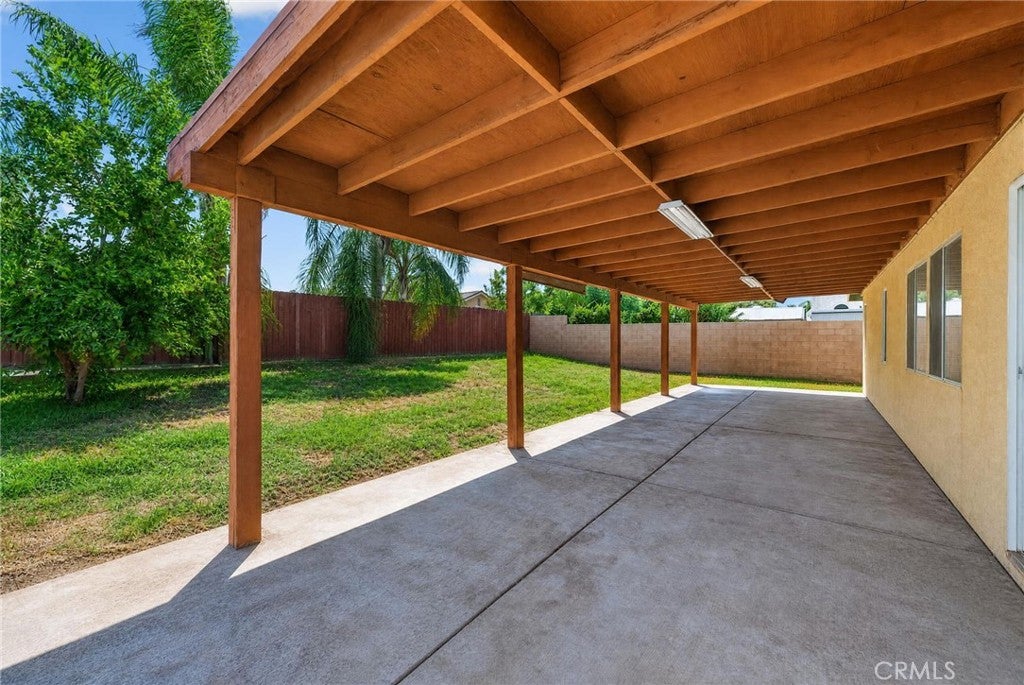 42869 Woodside Court