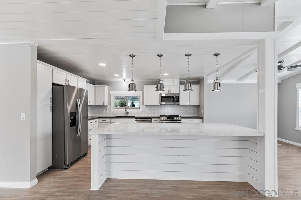 1930 W San Marcos Boulevard 306