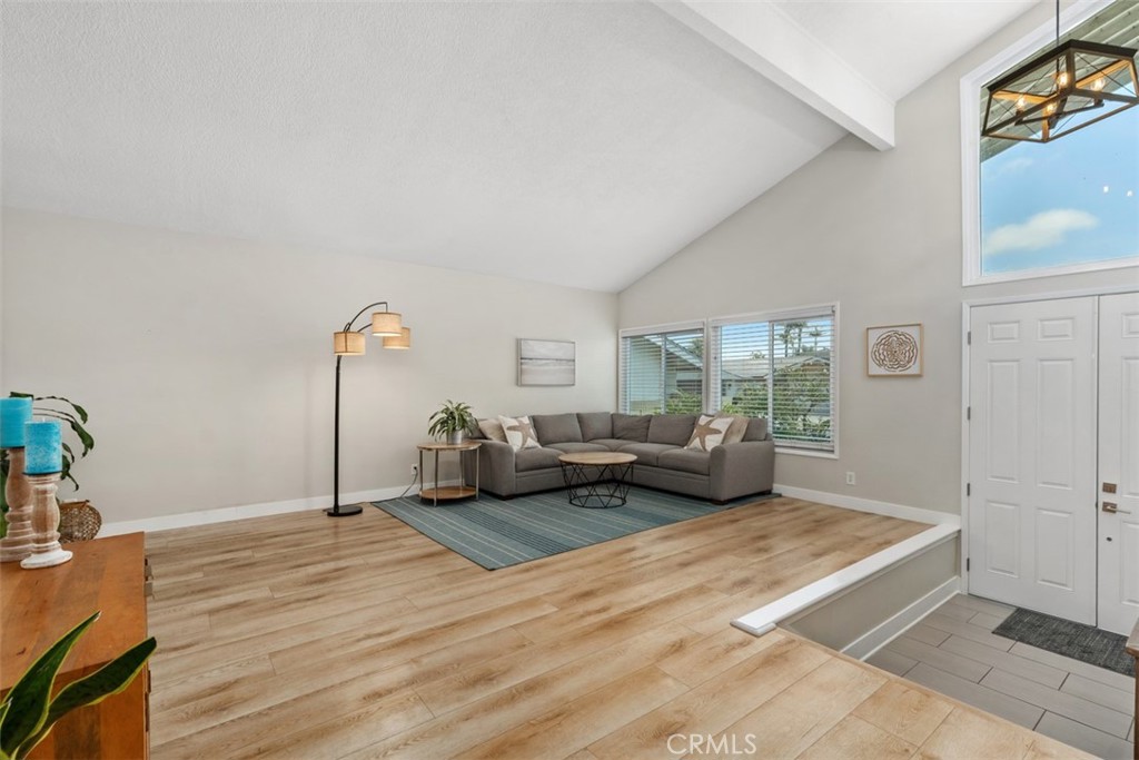 4373 Birchwood