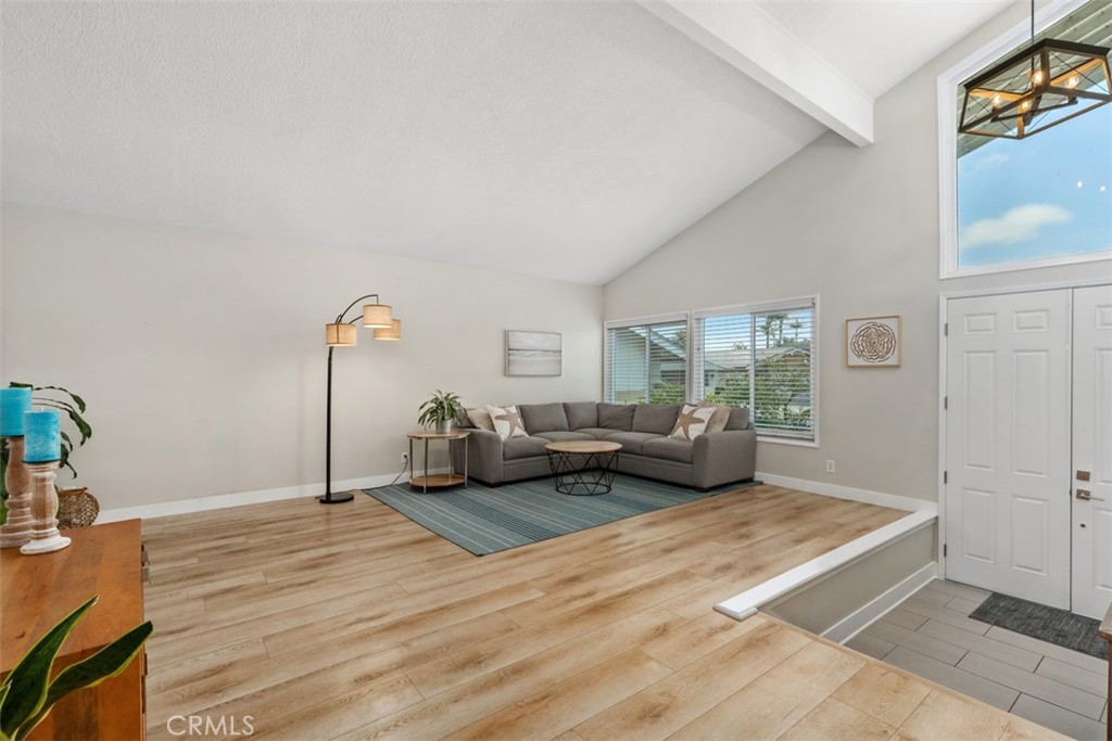 4373 Birchwood