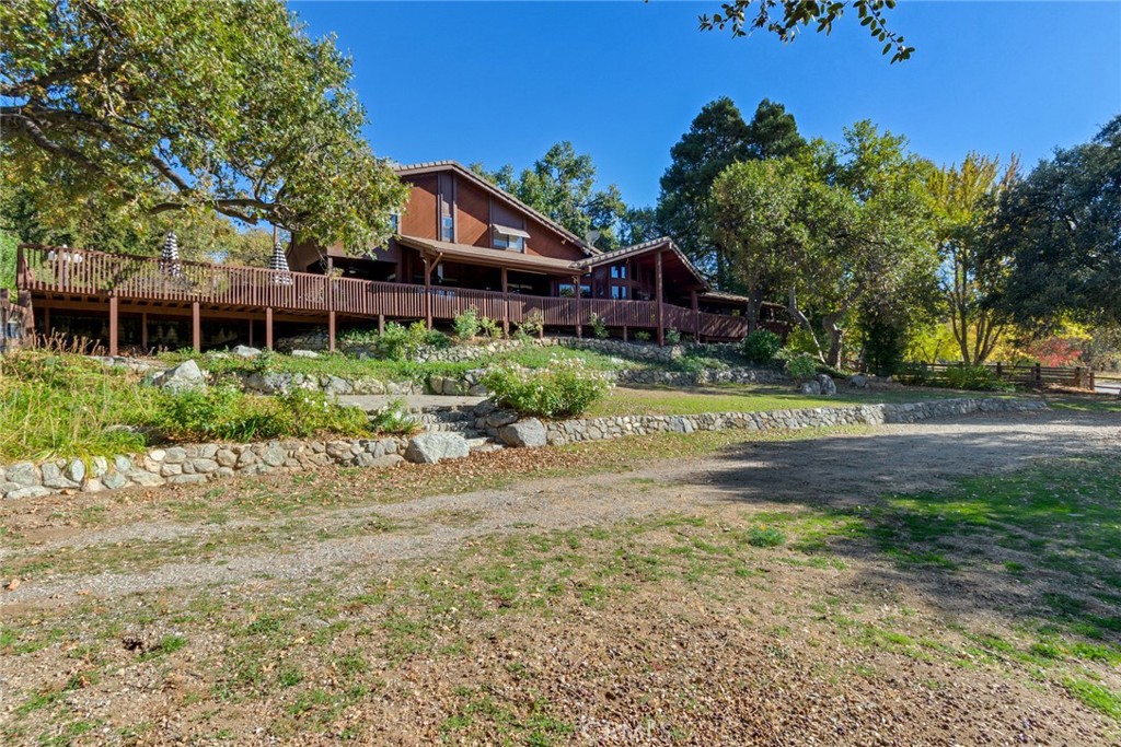Yucaipa, California, 92399, United States, 4 Bedrooms Bedrooms, ,5 BathroomsBathrooms,Residential,Active,1990591