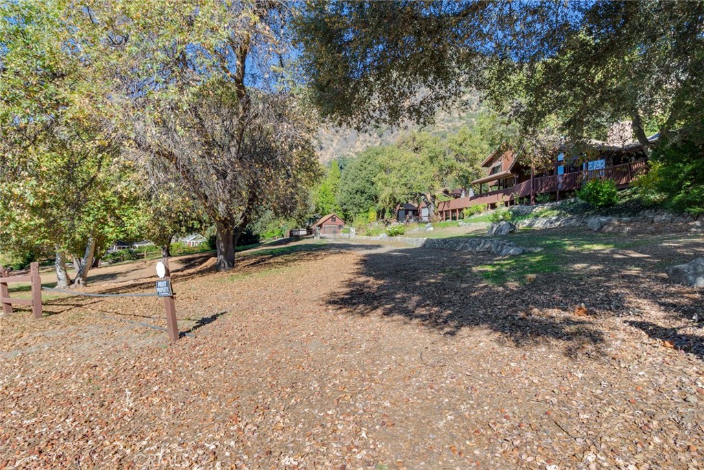 Yucaipa, California, 92399, United States, 4 Bedrooms Bedrooms, ,5 BathroomsBathrooms,Residential,Active,1990591