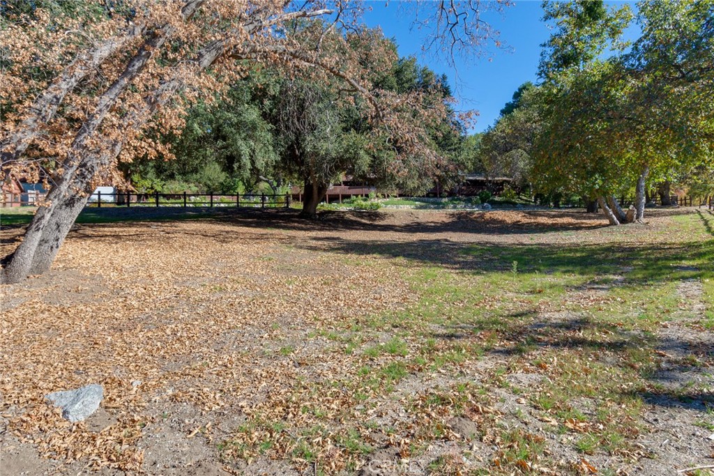 Yucaipa, California, 92399, United States, 4 Bedrooms Bedrooms, ,5 BathroomsBathrooms,Residential,Active,1990591