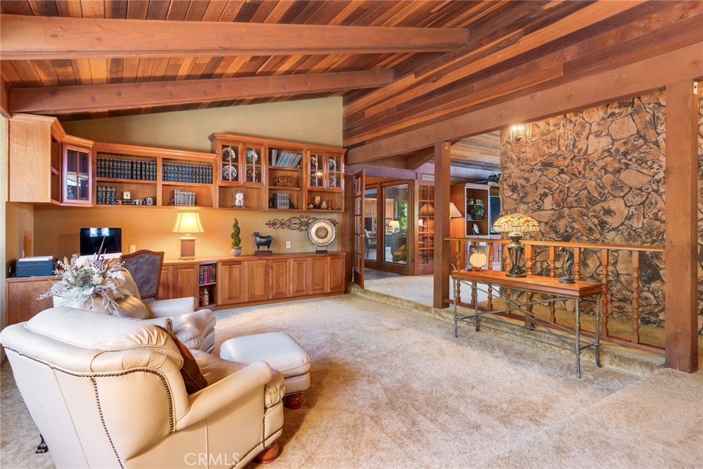 Yucaipa, California, 92399, United States, 4 Bedrooms Bedrooms, ,5 BathroomsBathrooms,Residential,Active,1990591