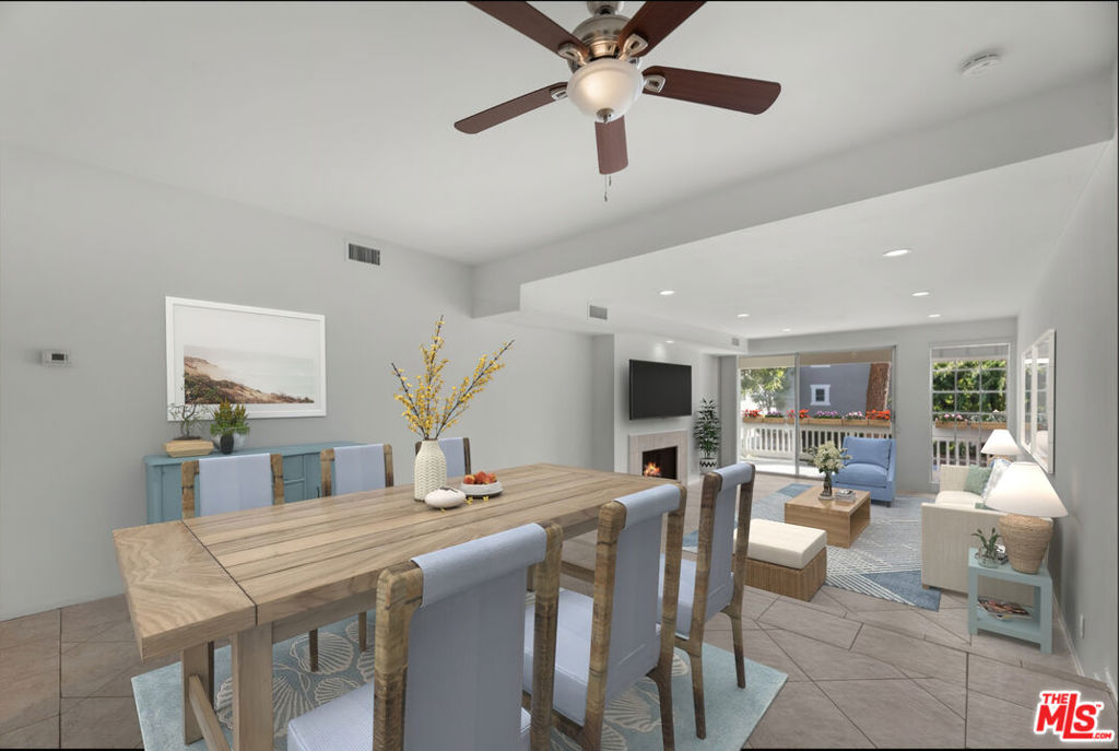 4342 Redwood Avenue C115