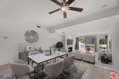 Photo of 4342 Redwood Avenue #C115, Marina Del Rey, CA 90292 (MLS # 25578381)