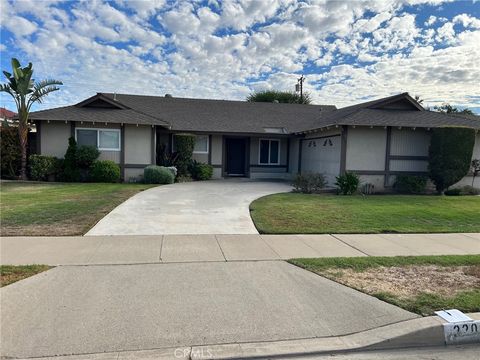 Photo of 2206 E Athens Avenue, Orange, CA 92867 (MLS # PW25230741)