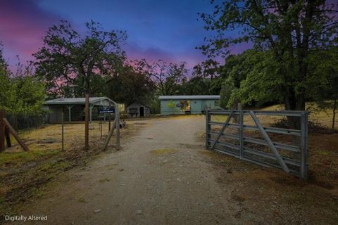 Photo of 41800 Tassajara Road, Carmel Valley, CA 93924 (MLS # ML82042977)