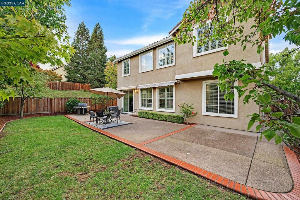 CA MEADOW - Residential