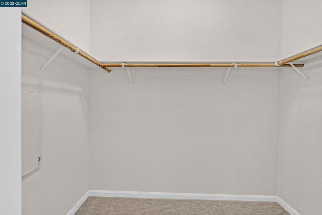 CA MEADOW - Residential