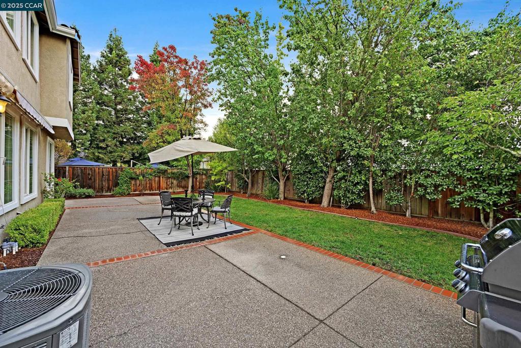 CA MEADOW - Residential