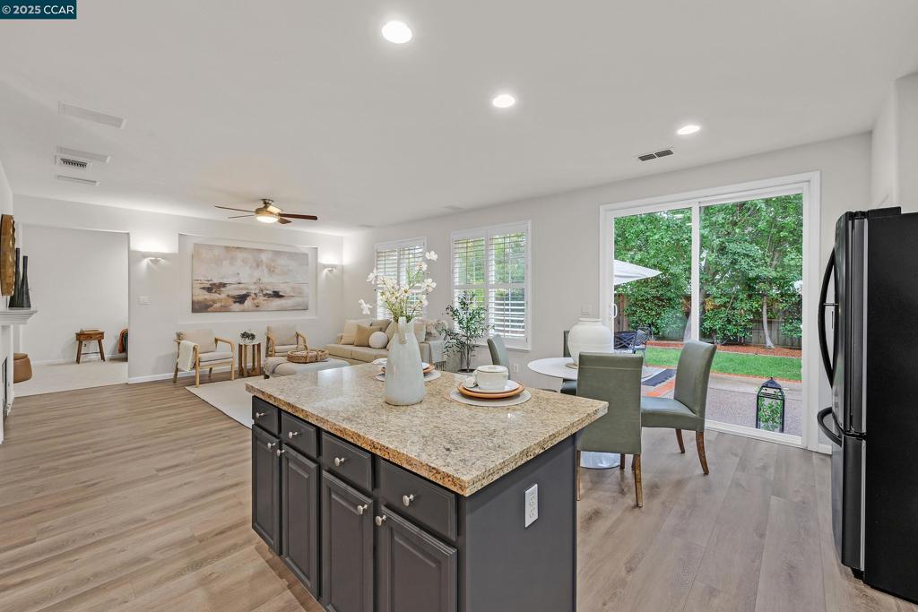 CA MEADOW - Residential